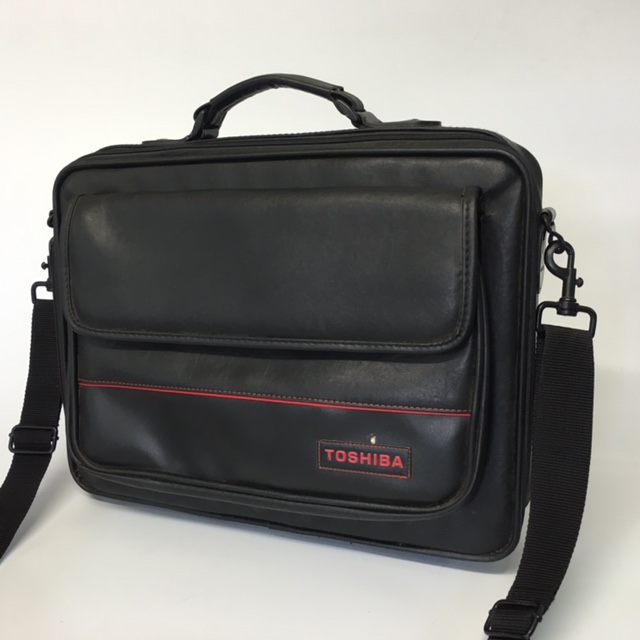 BAG, Laptop Case - Black w Red Detail (Toshiba)